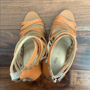 Sole society size 5 heels